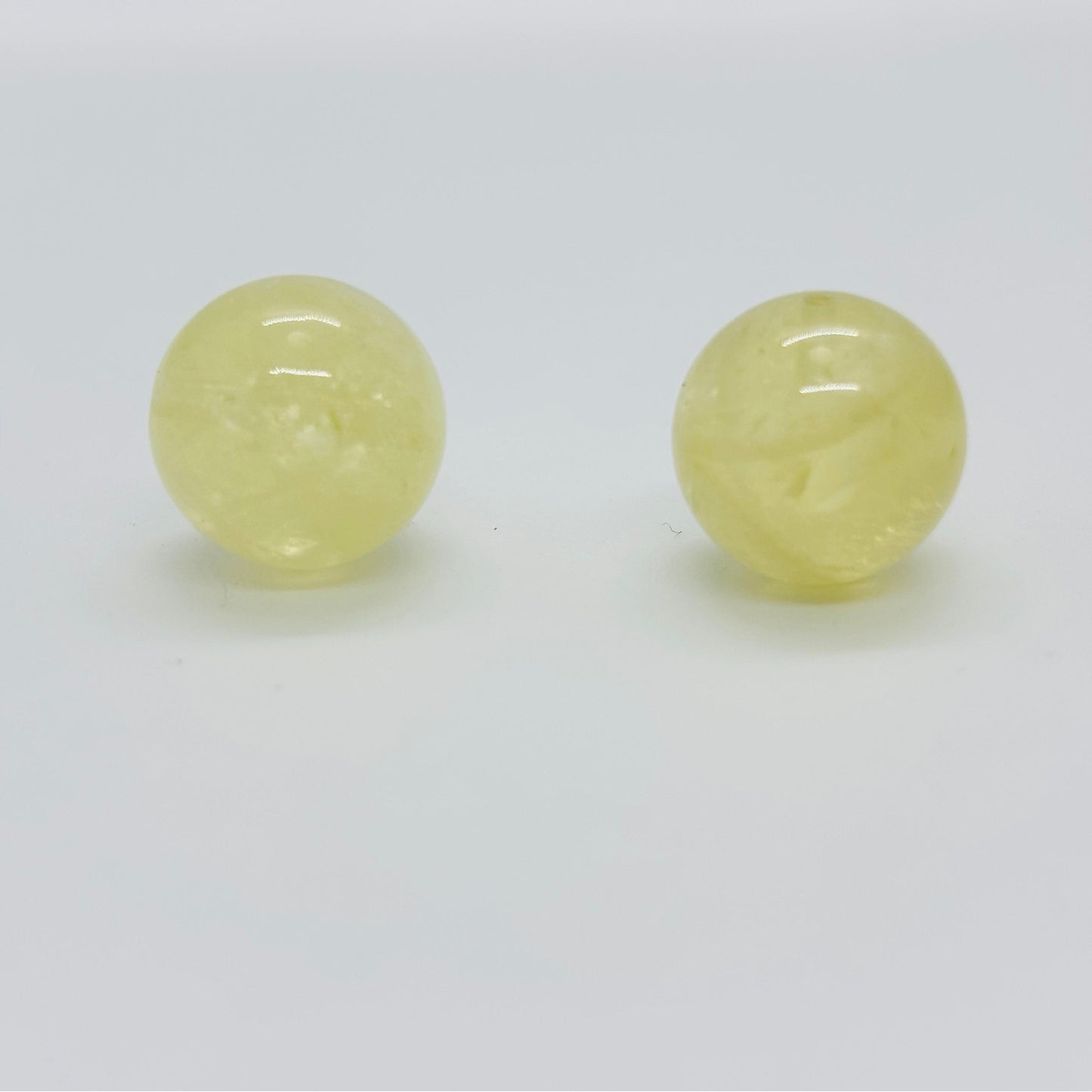 Natural Lemon Quartz Bead diameter 14~15mm 1 piece