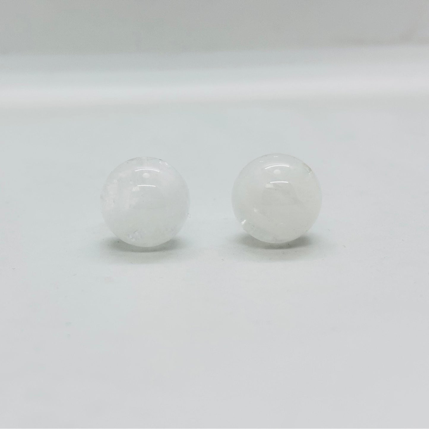 Natural White Phantom Quartz Bead diameter 15~16mm  1 piece