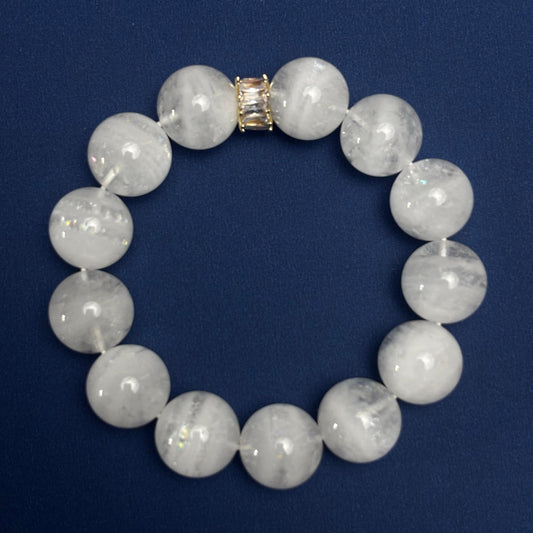 Women's natural white crystal bracelet with bead diameter 15.7mm