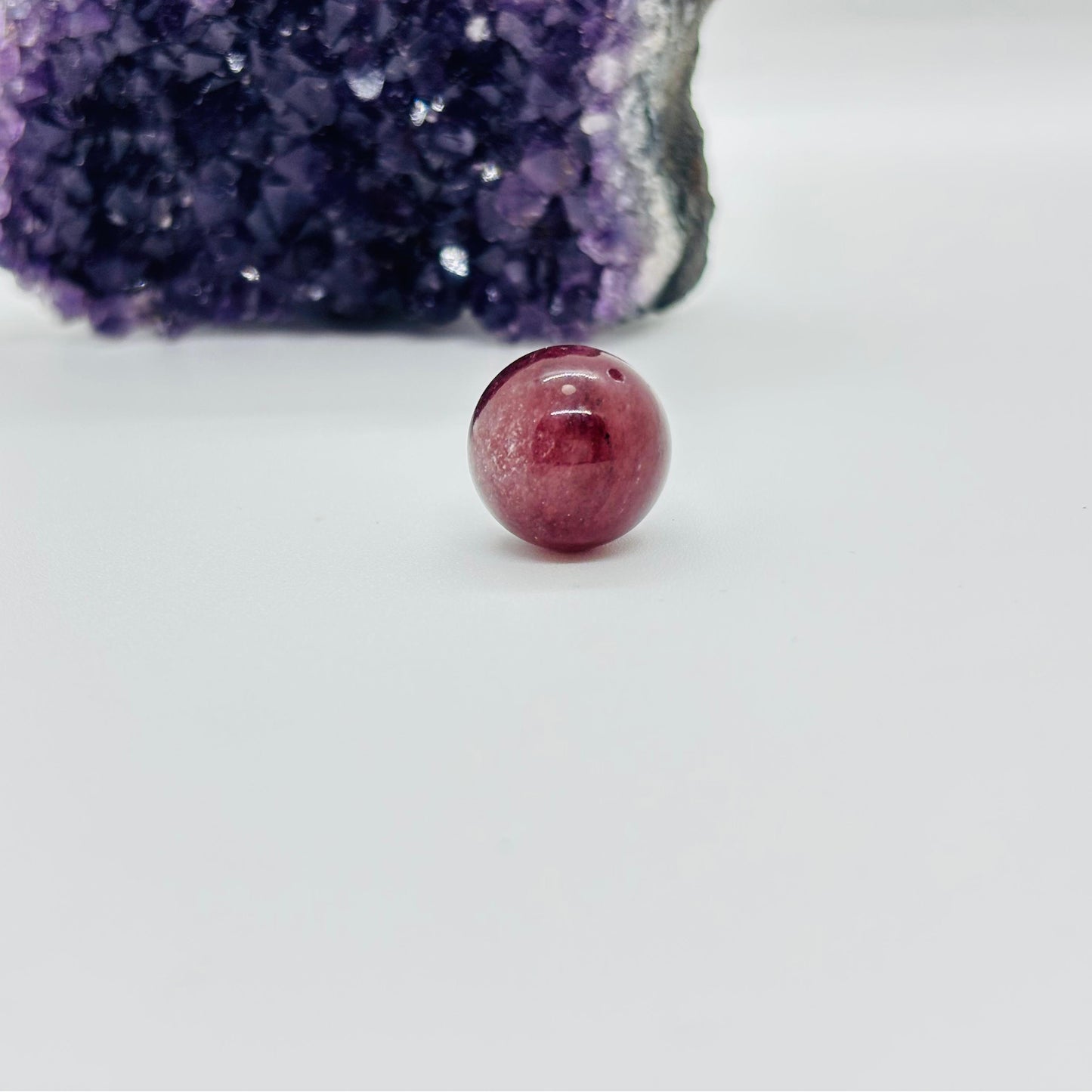 Natural Strawberry Quartz Bead diameter 14.5~15mm  1 piece